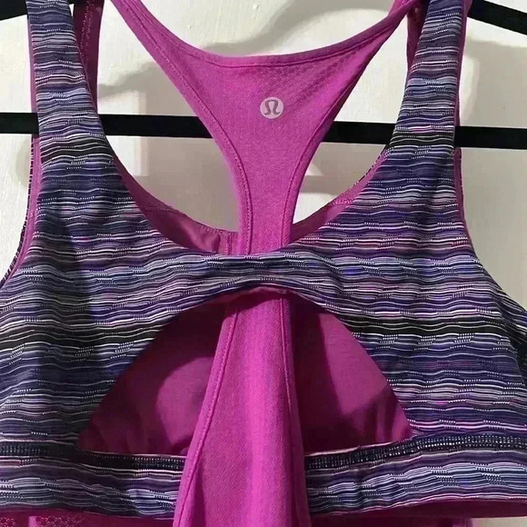 Lululemon Women's Purple Top - Picture 4 of 6